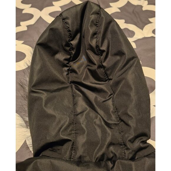 Girls Warm Puffer Jacket With Faux Fur Hood Star Print Size 7/8 - Picture 4 of 15